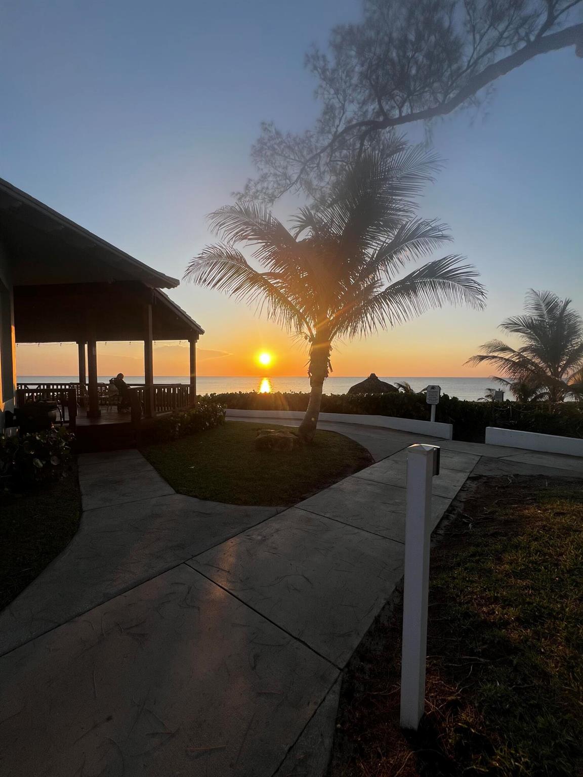 Homes for sale in Briny Breezes, FL | 215 S Heron Dr #O, Briny Breezes, FL 33435 | MLS# R11069003