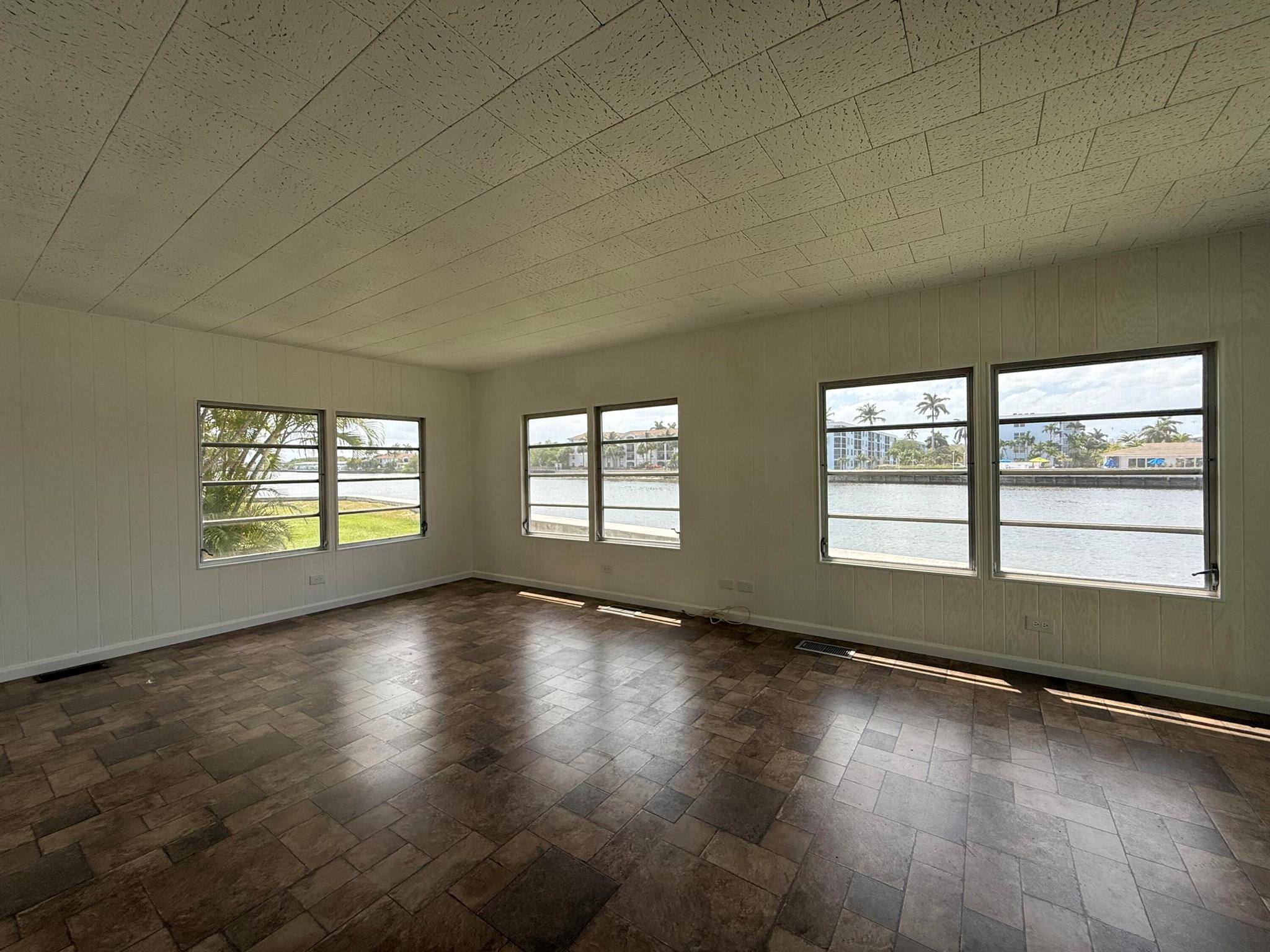 Homes for sale in Briny Breezes, FL | 215 S Heron Dr #O, Briny Breezes, FL 33435 | MLS# R11069003