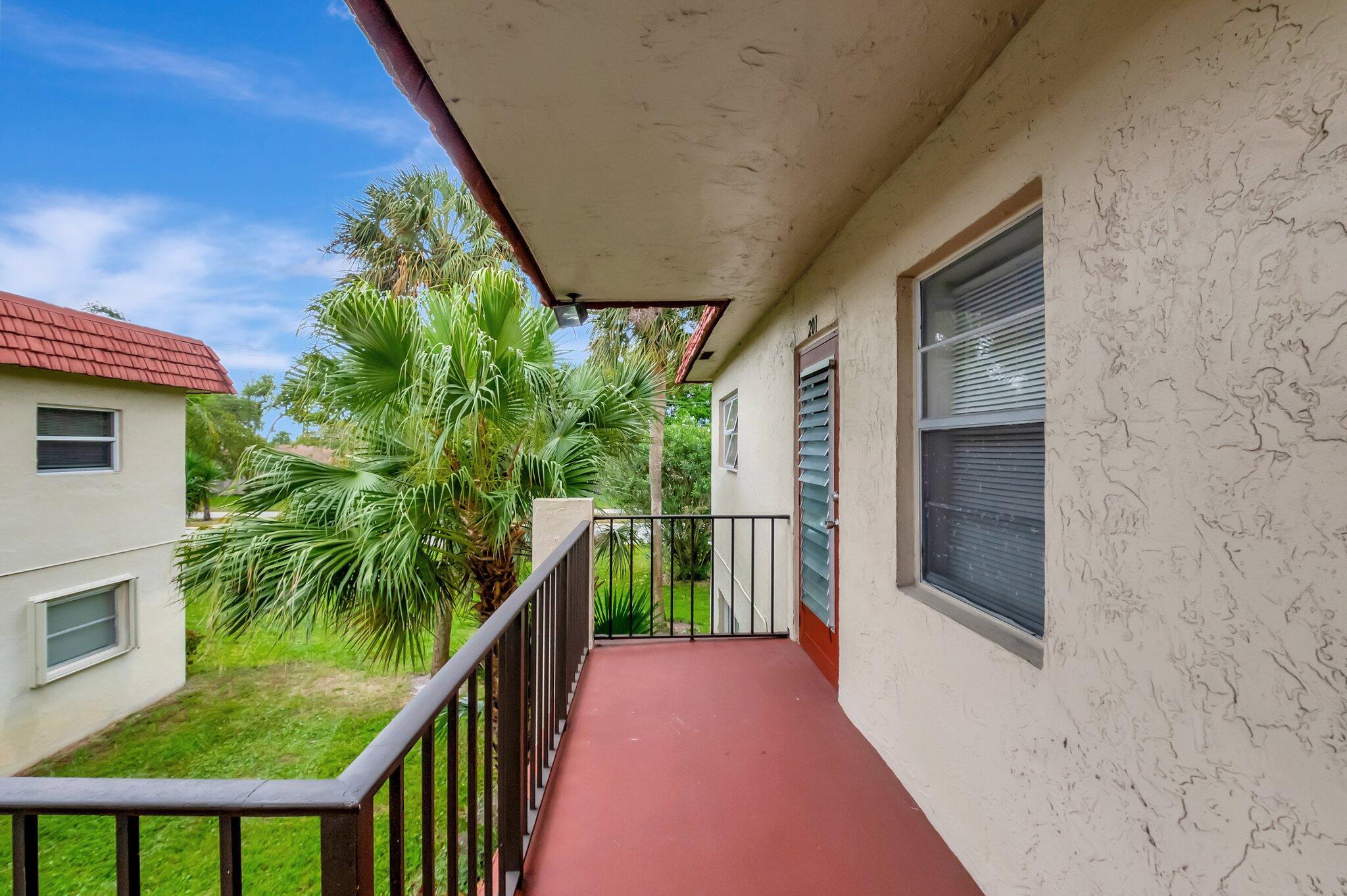 Homes for sale in Delray Beach, FL | 1 Abbey Lane #201, Delray Beach, FL 33446 | MLS# R11069030
