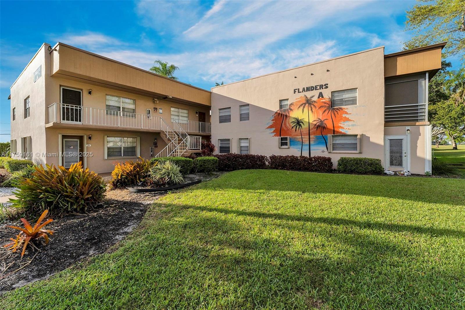 Kings Point Flanders Cond