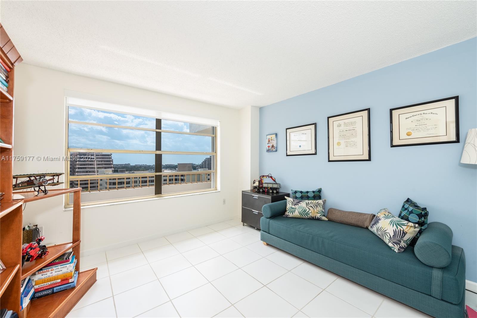 155 Ocean Lane Dr #1113, Key Biscayne FL 33149