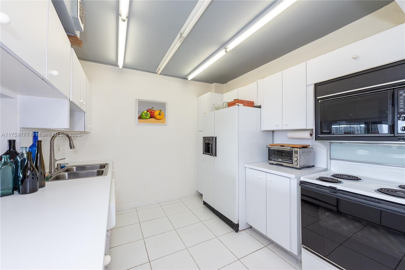 155 Ocean Lane Dr #1113, Key Biscayne FL 33149