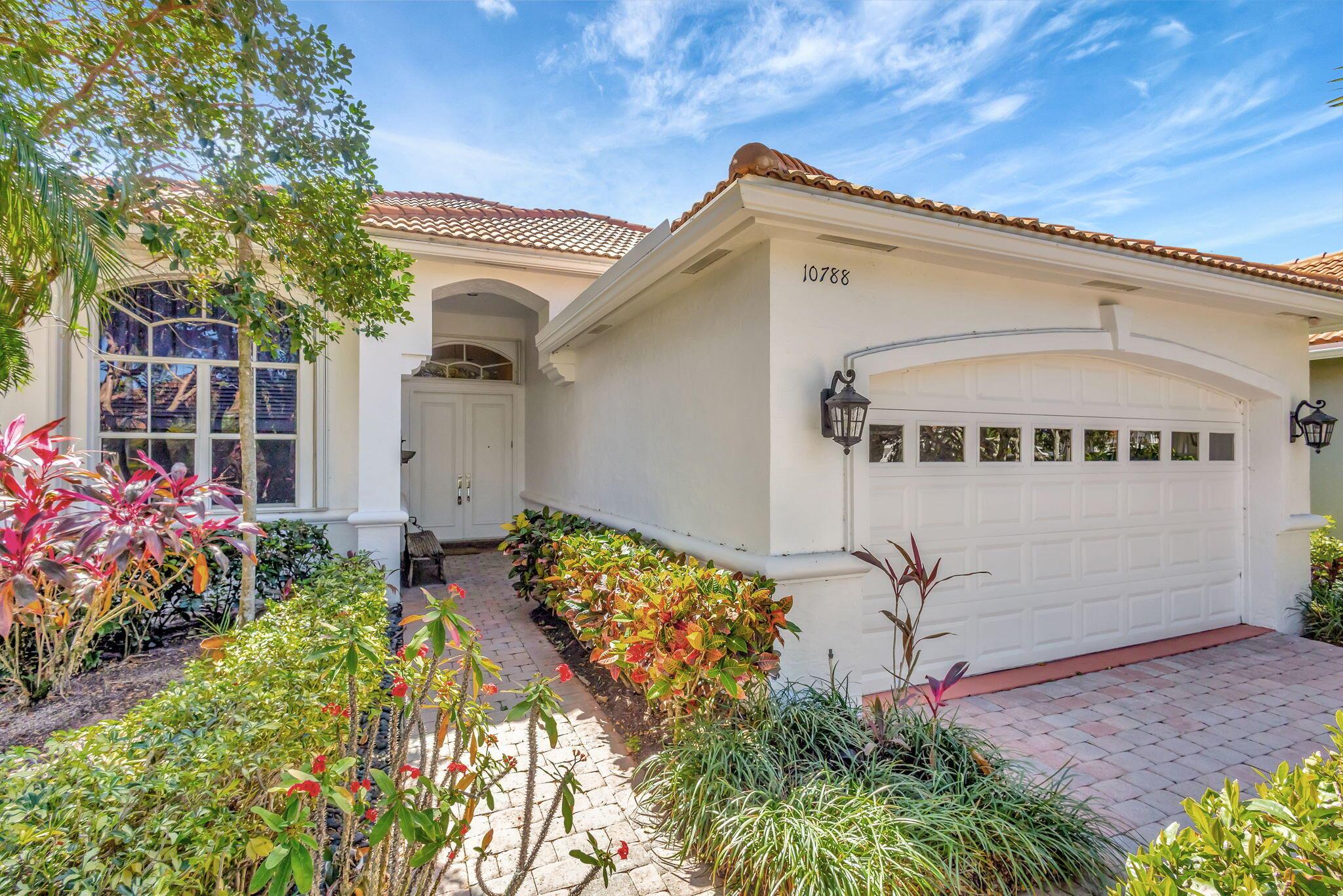 Homes for sale in Lake Worth, FL | 10788 Fairmont Village Dr, Lake Worth, FL 33449 | MLS# R11069299