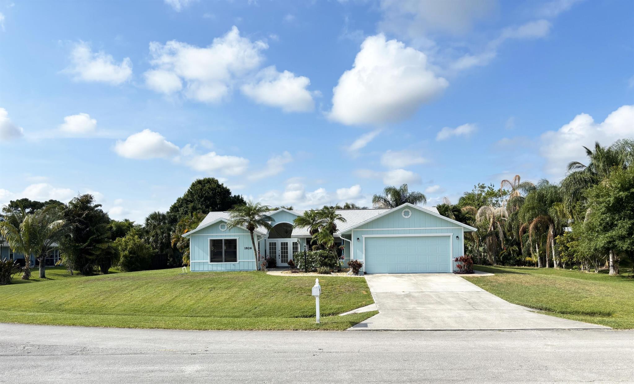 Homes for sale in Palm City, FL | 1826 Sw Stratford Way, Palm City, FL 34990 | MLS# R11069445
