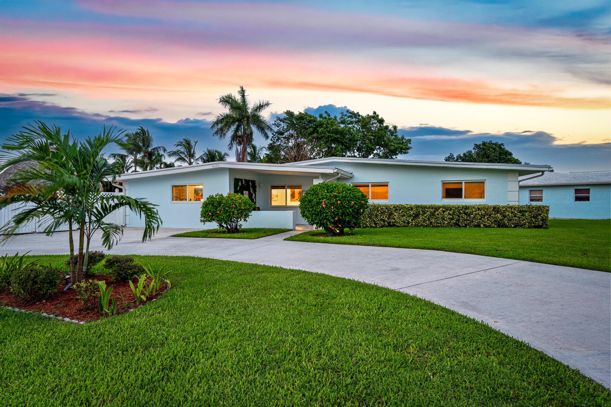 Homes for sale in Lake Clarke Shores, FL | 6620 Lake Clarke Dr Dr, Lake Clarke Shores, FL 33406 | MLS# R11069690