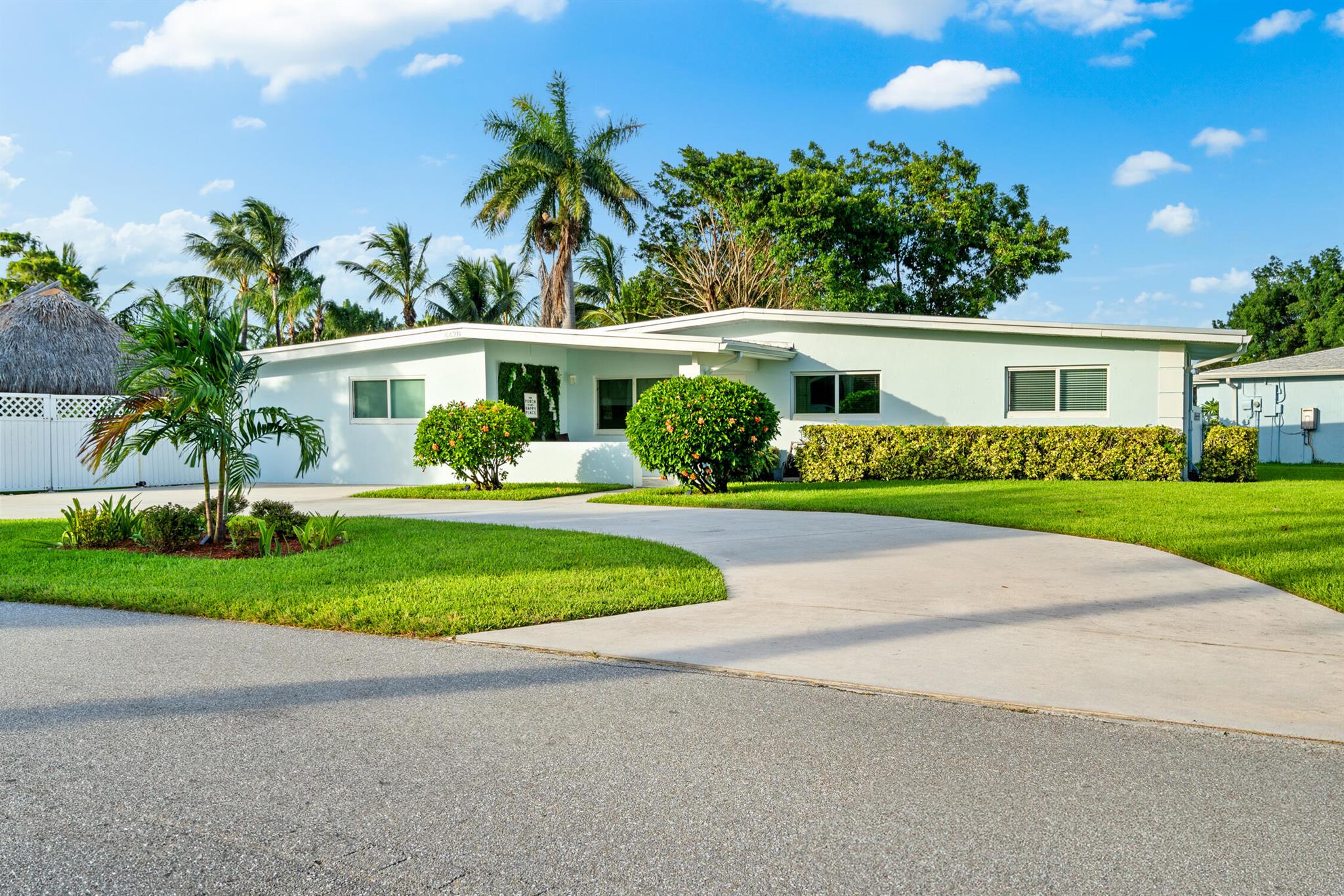 Homes for sale in Lake Clarke Shores, FL | 6620 Lake Clarke Dr Dr, Lake Clarke Shores, FL 33406 | MLS# R11069690