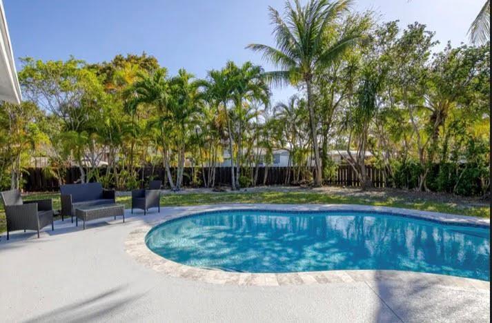 3740 S Longfellow Hollywood FL 33021 | F10491359