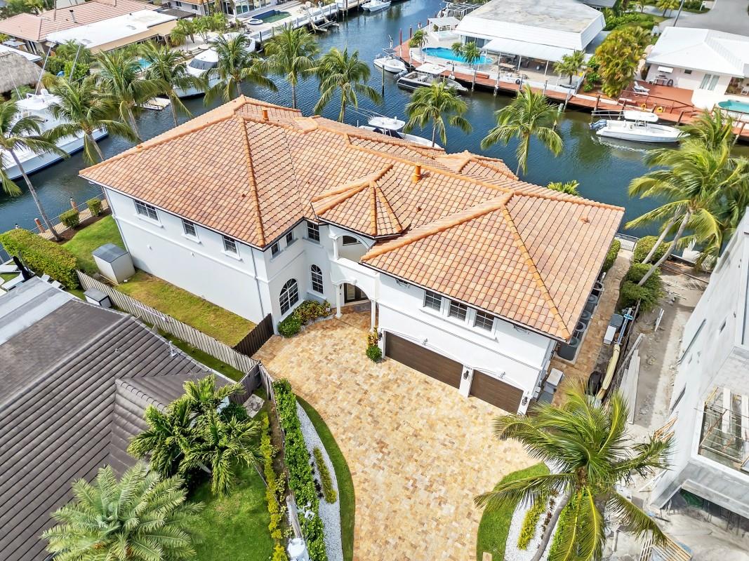 Homes for sale in Pompano Beach, FL | 1261 Ne 27Th Way, Pompano Beach, FL 33062 | MLS# F10491396