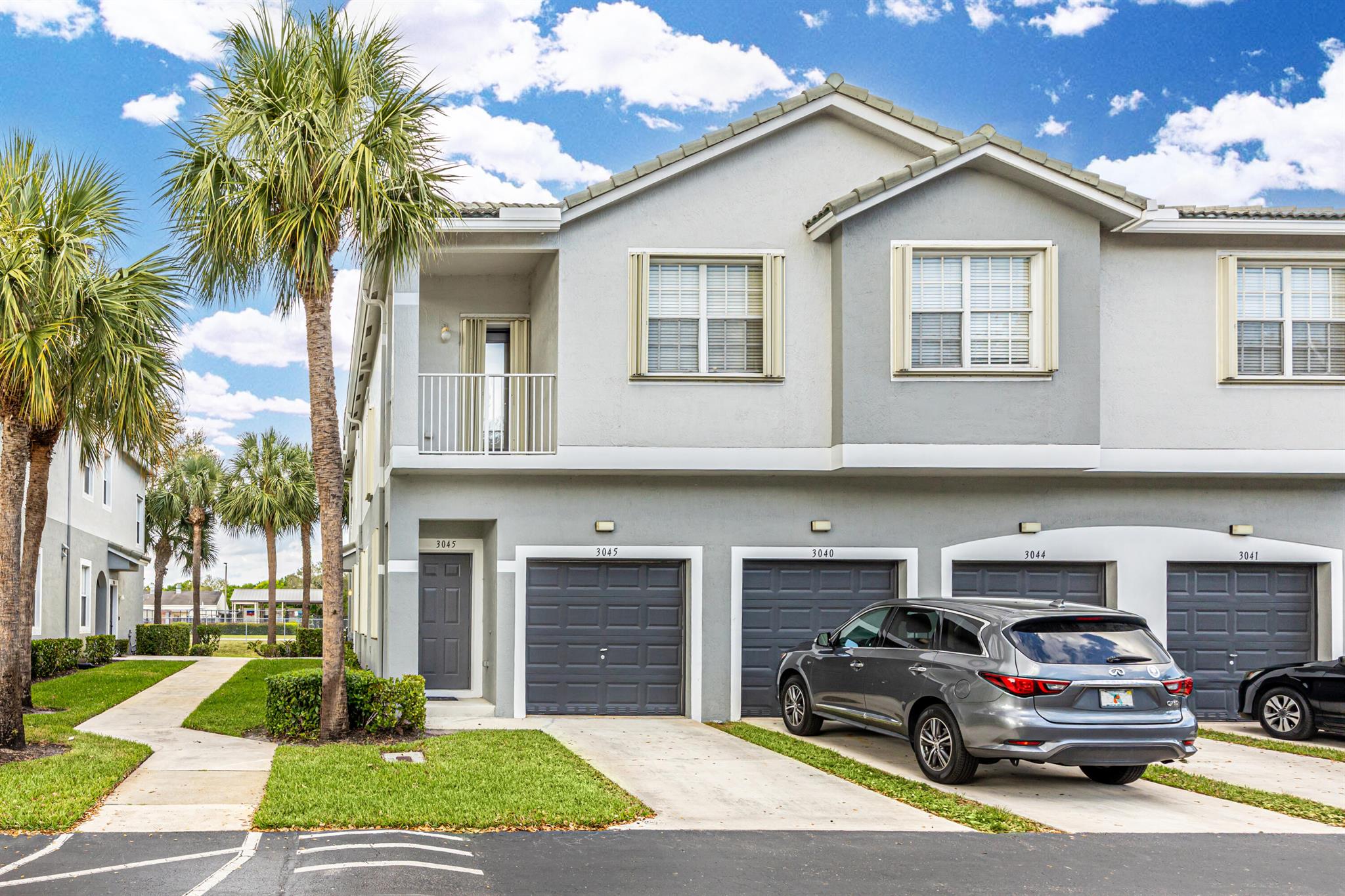 Magnolia Bay Condomimium