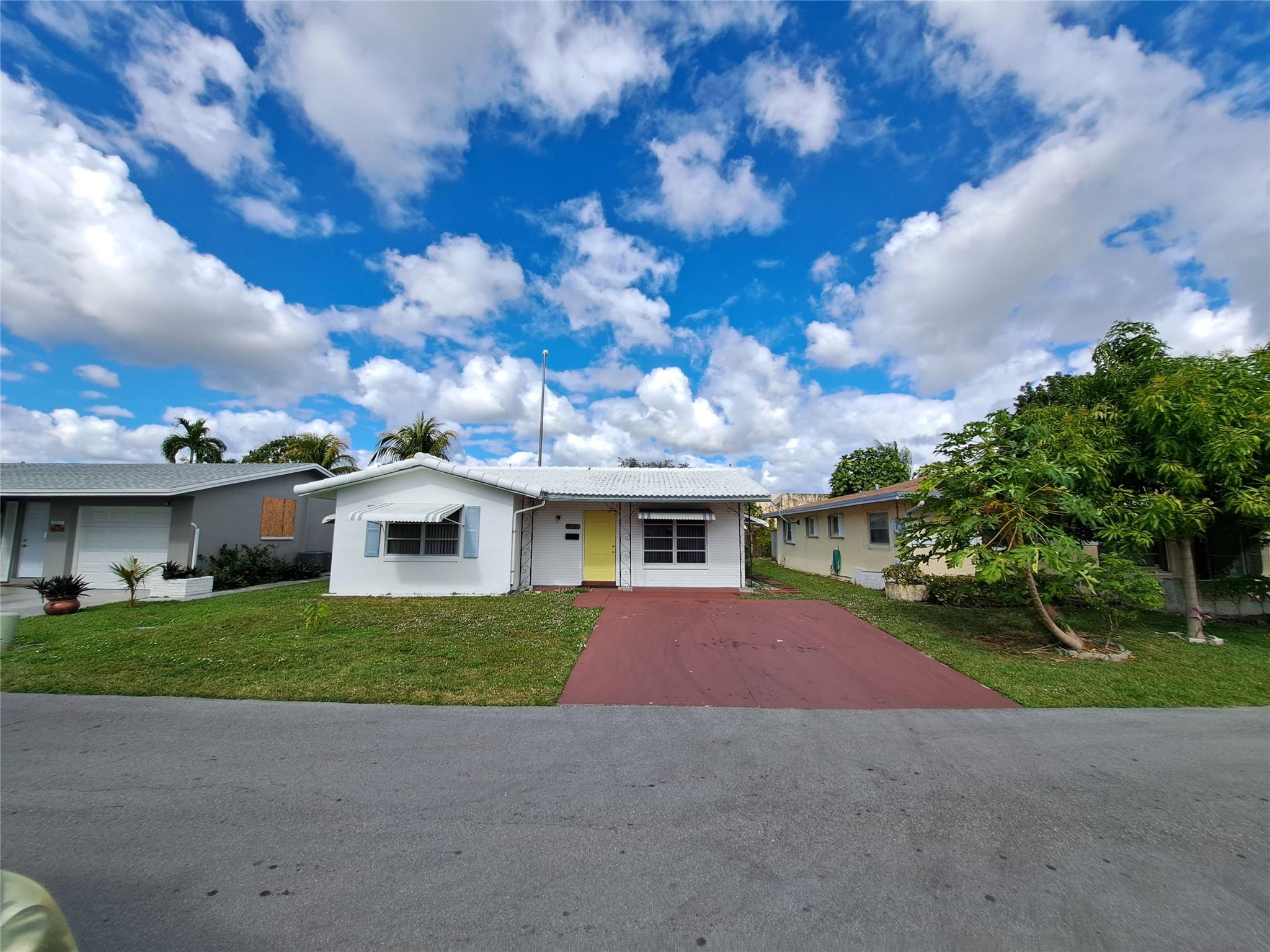 4949 48th Way Tamarac FL 33319 | F10490247