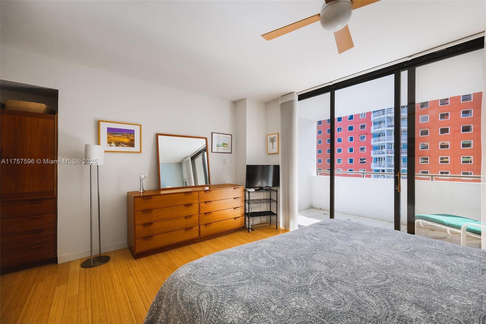 1581 Brickell Ave #1705, Miami FL 33129