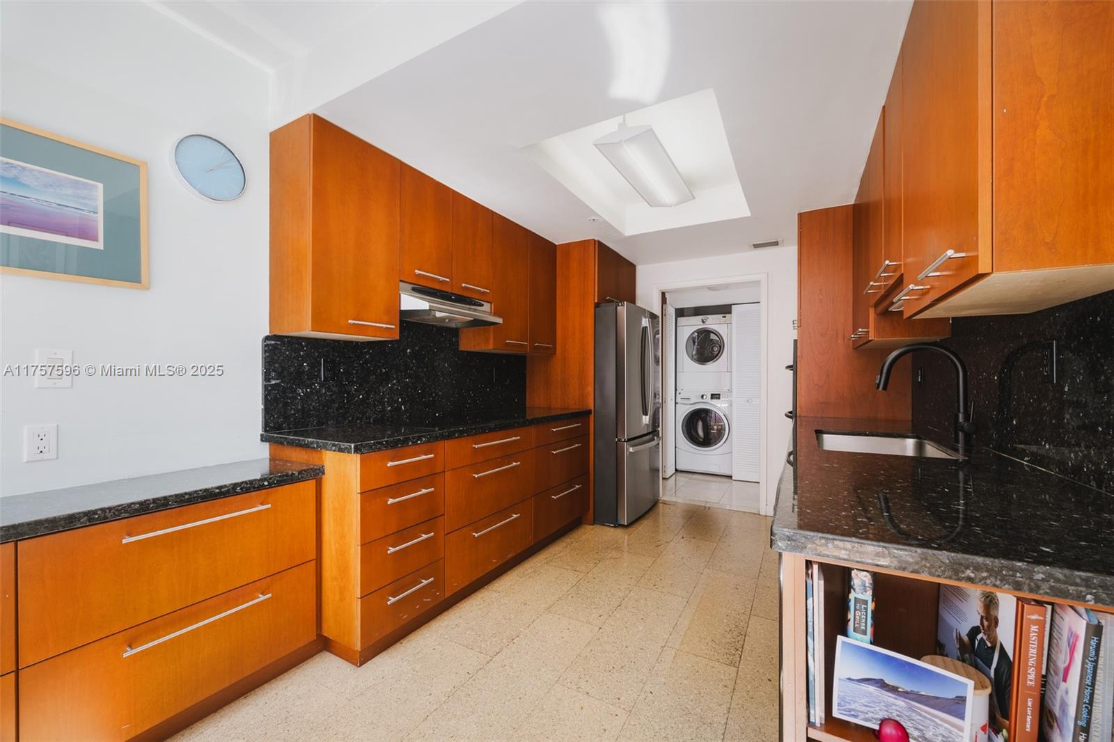 1581 Brickell Ave #1705, Miami FL 33129