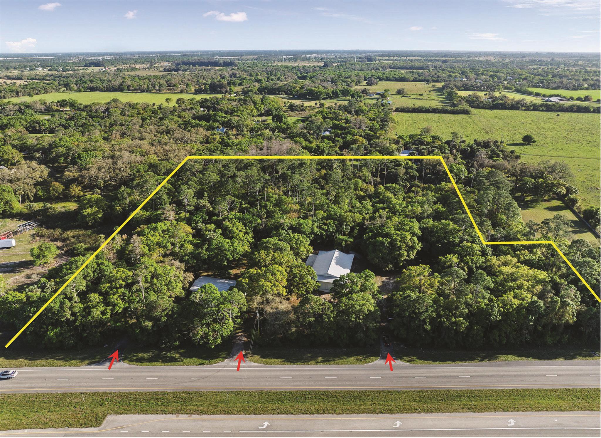 Homes for sale in Fort Pierce, FL | 11541 Okeechobee Road, Fort Pierce, FL 34945 | MLS# R11070301