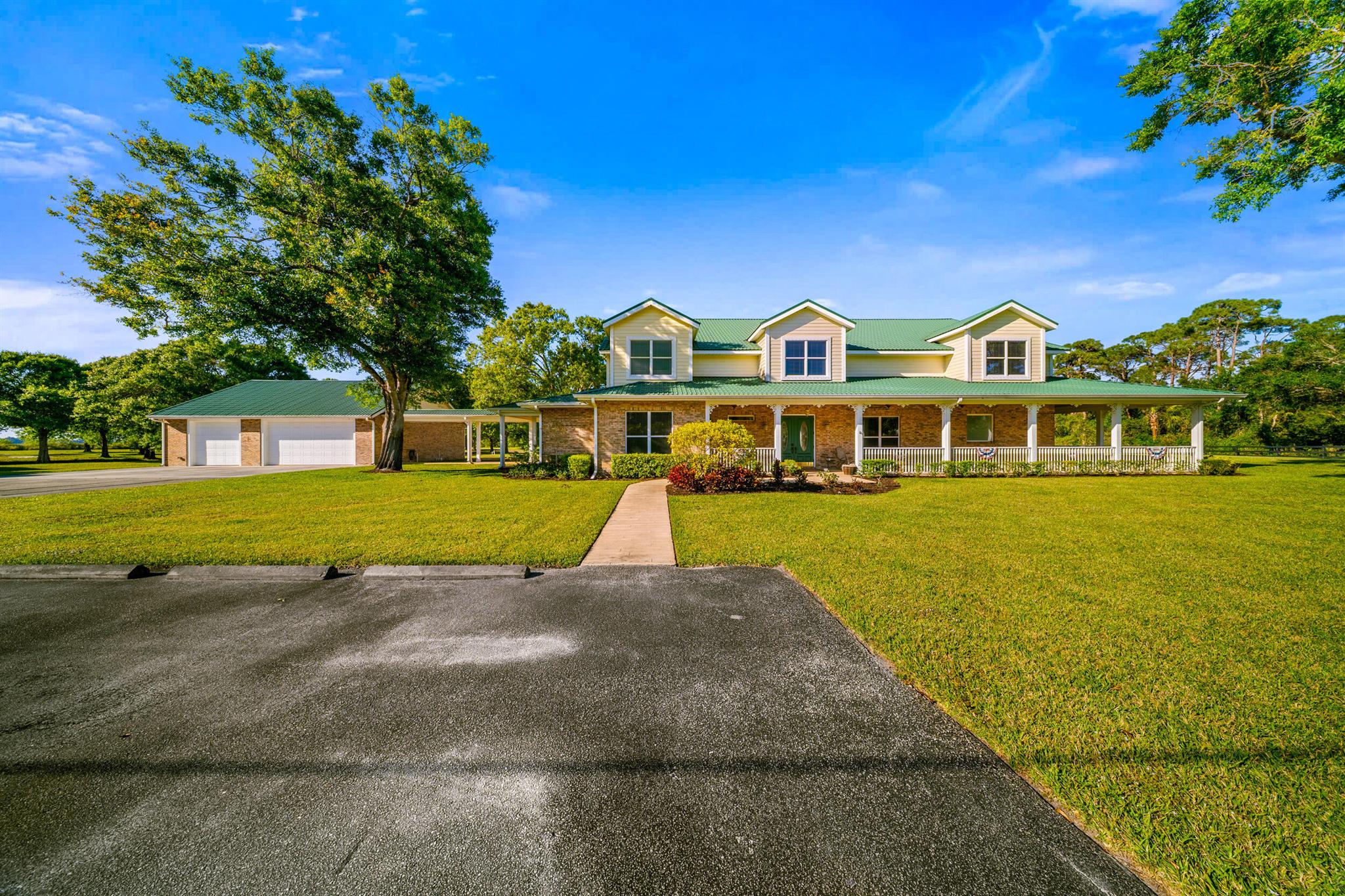 Homes for sale in Fort Pierce, FL | 8686 Andrews Avenue, Fort Pierce, FL 34945 | MLS# R11070333