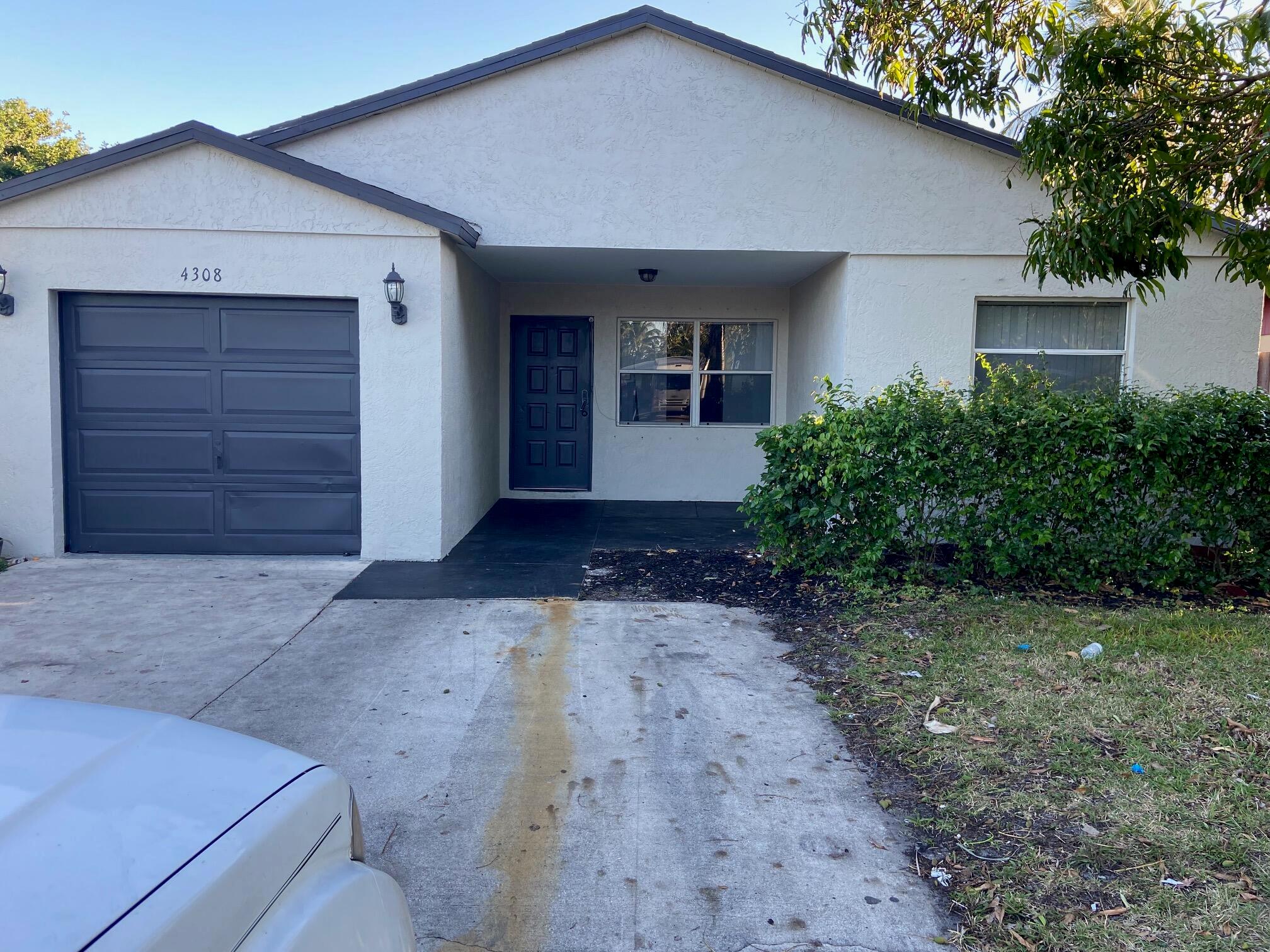 4308 Purdy Lane, West Palm Beach, FL 33406, 3 Bedrooms , 2 Bathrooms ,Single Family Residence,Sold,R11070461, Horizon Palm Realty Group