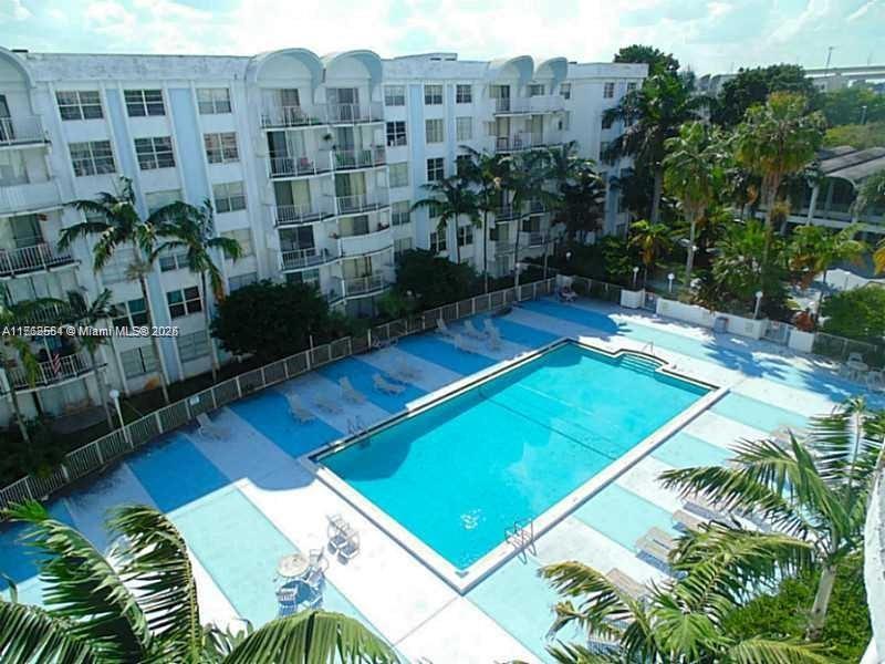 Montecarlo Condo