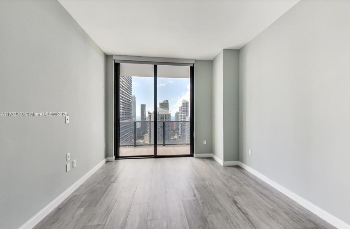 45 SW 9th St #4104, Miami FL 33130