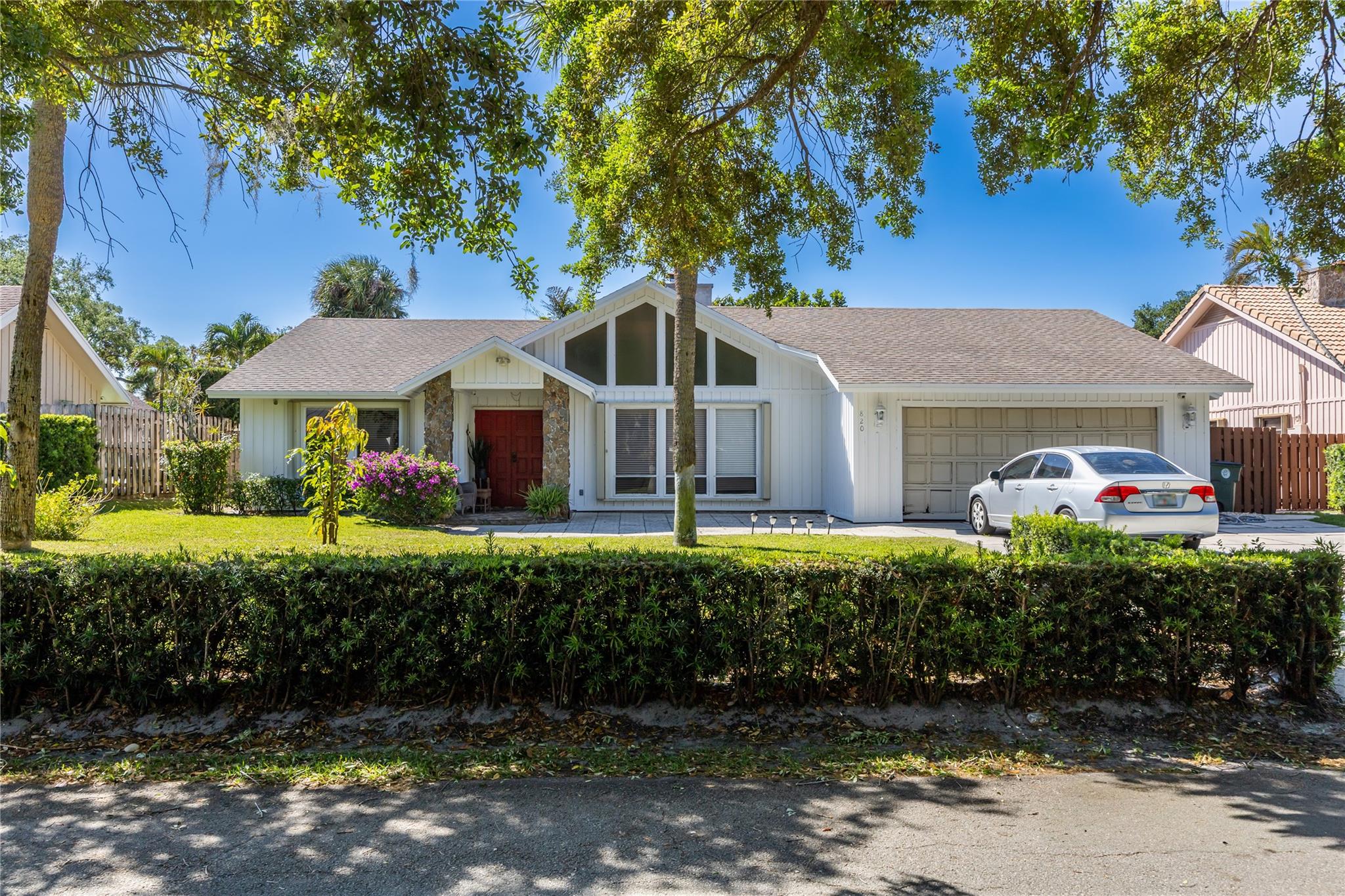 Homes for sale in Boca Raton, FL | 820 Sw 20th St, Boca Raton, FL 33486 | MLS# F10492112