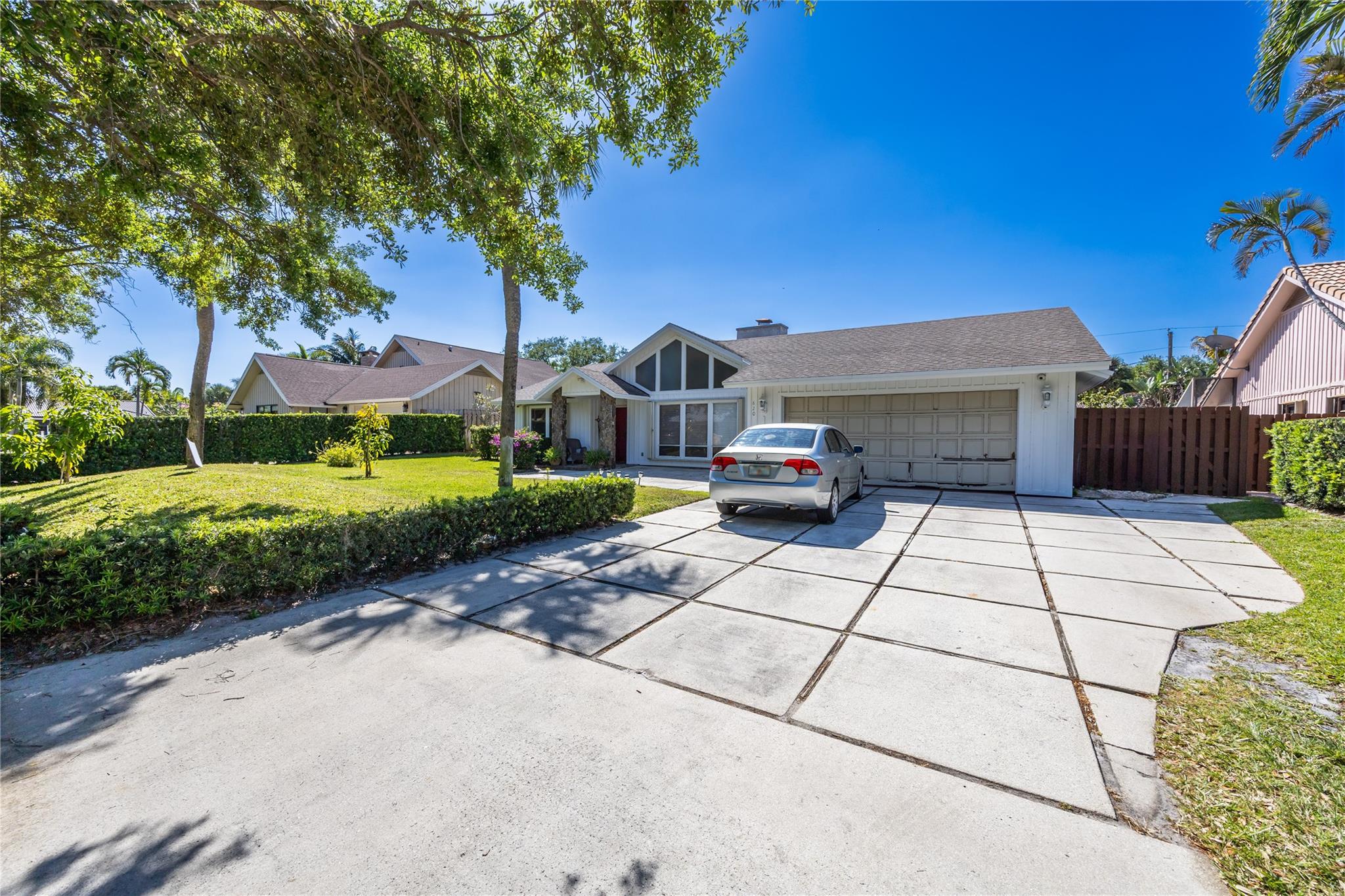 Homes for sale in Boca Raton, FL | 820 Sw 20Th St, Boca Raton, FL 33486 | MLS# F10492112