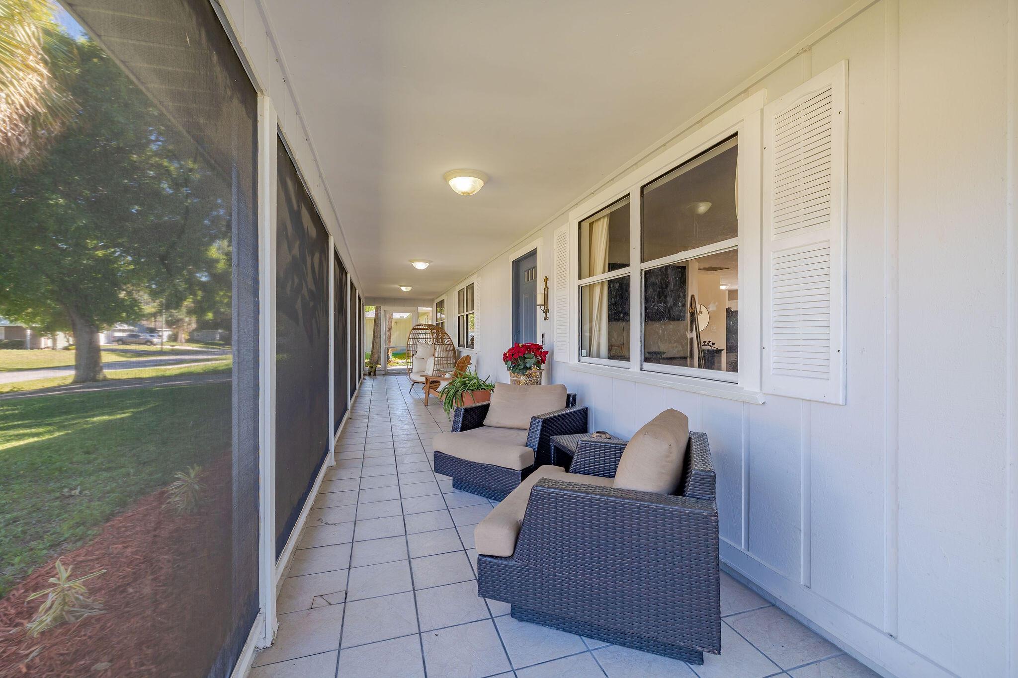 Homes for sale in Vero Beach, FL | 1415 16Th Court Sw, Vero Beach, FL 32962 | MLS# R11071014