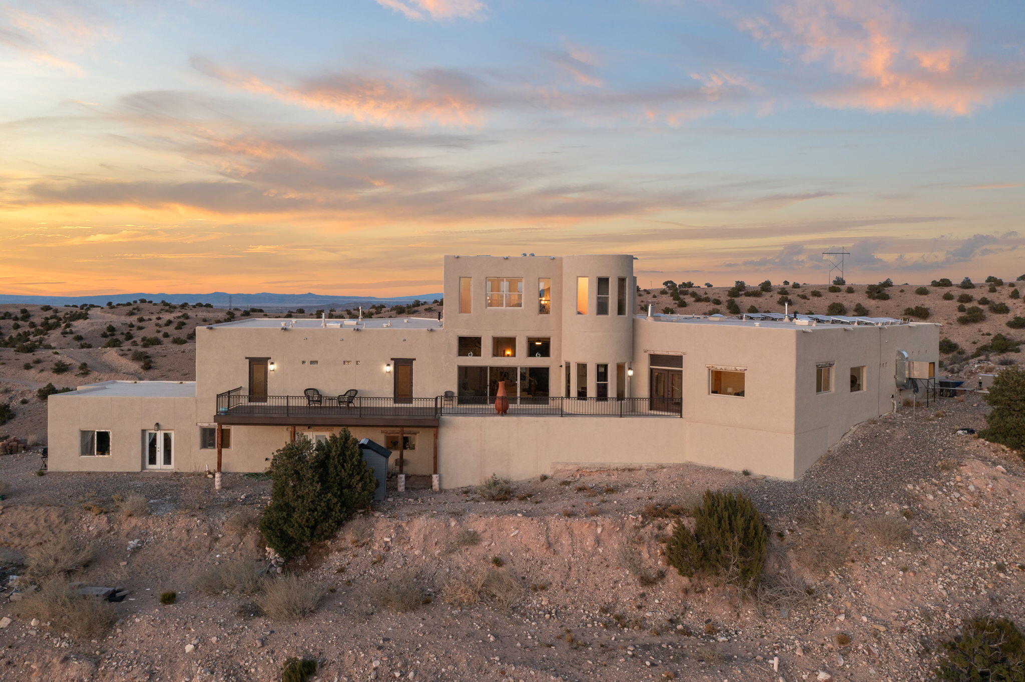 Homes for sale in Placitas, NM | 90 Camino Halcon, Placitas, NM 87043 | MLS# 1079941