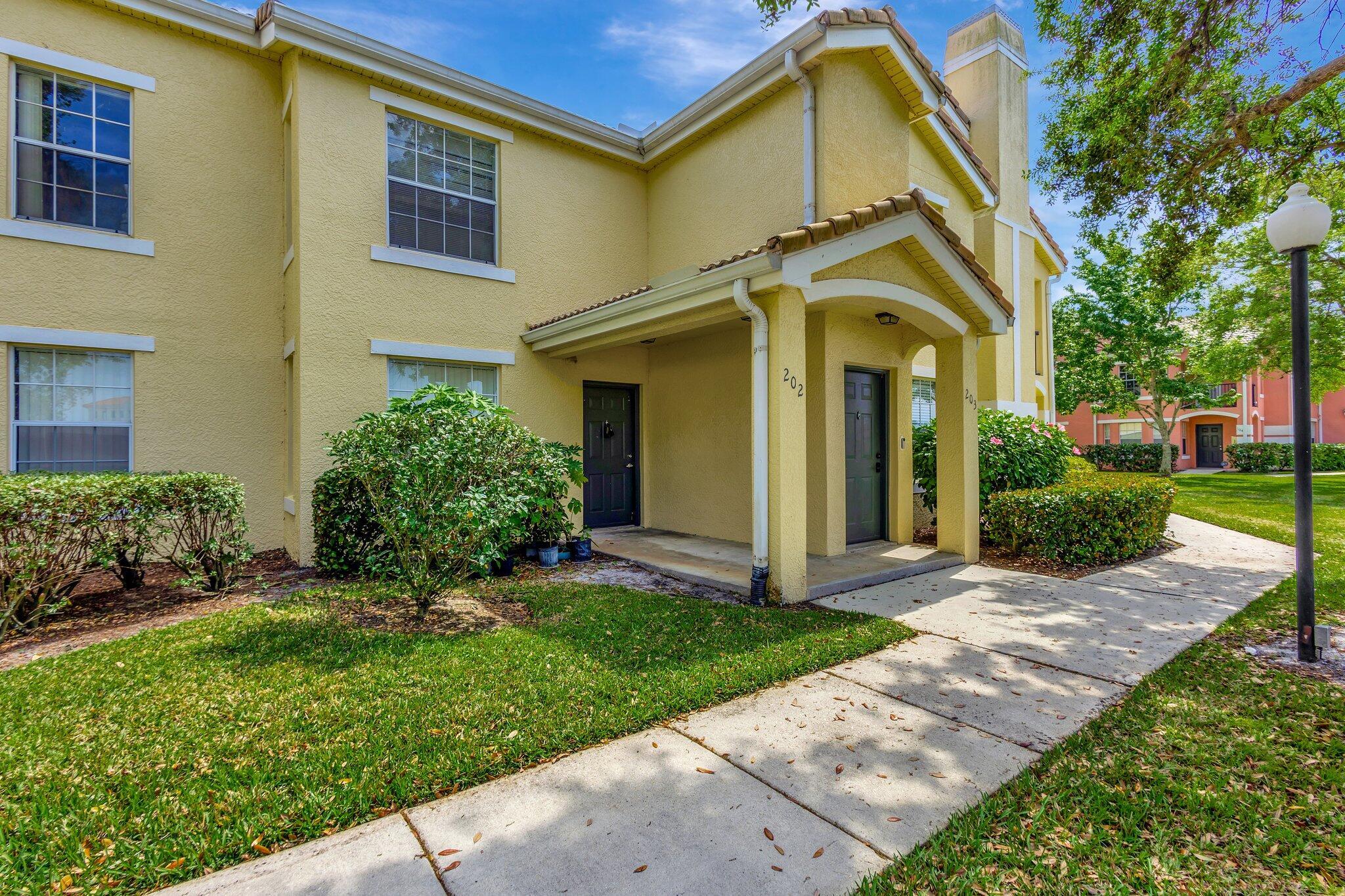 Homes for sale in Port St Lucie, FL | 170 Sw Peacock Boulevard #36-202, Port St Lucie, FL 34986 | MLS# R11071141