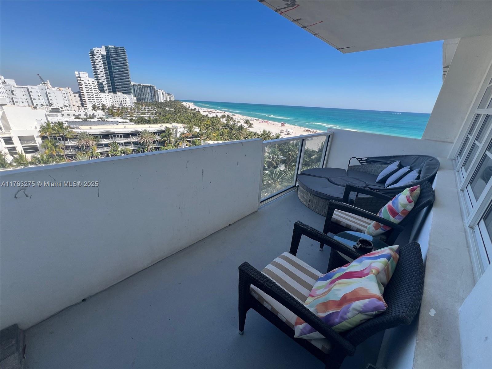 The Decoplage Condo