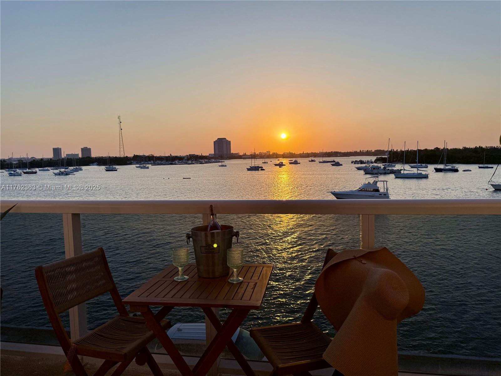 The Islander Club Condo