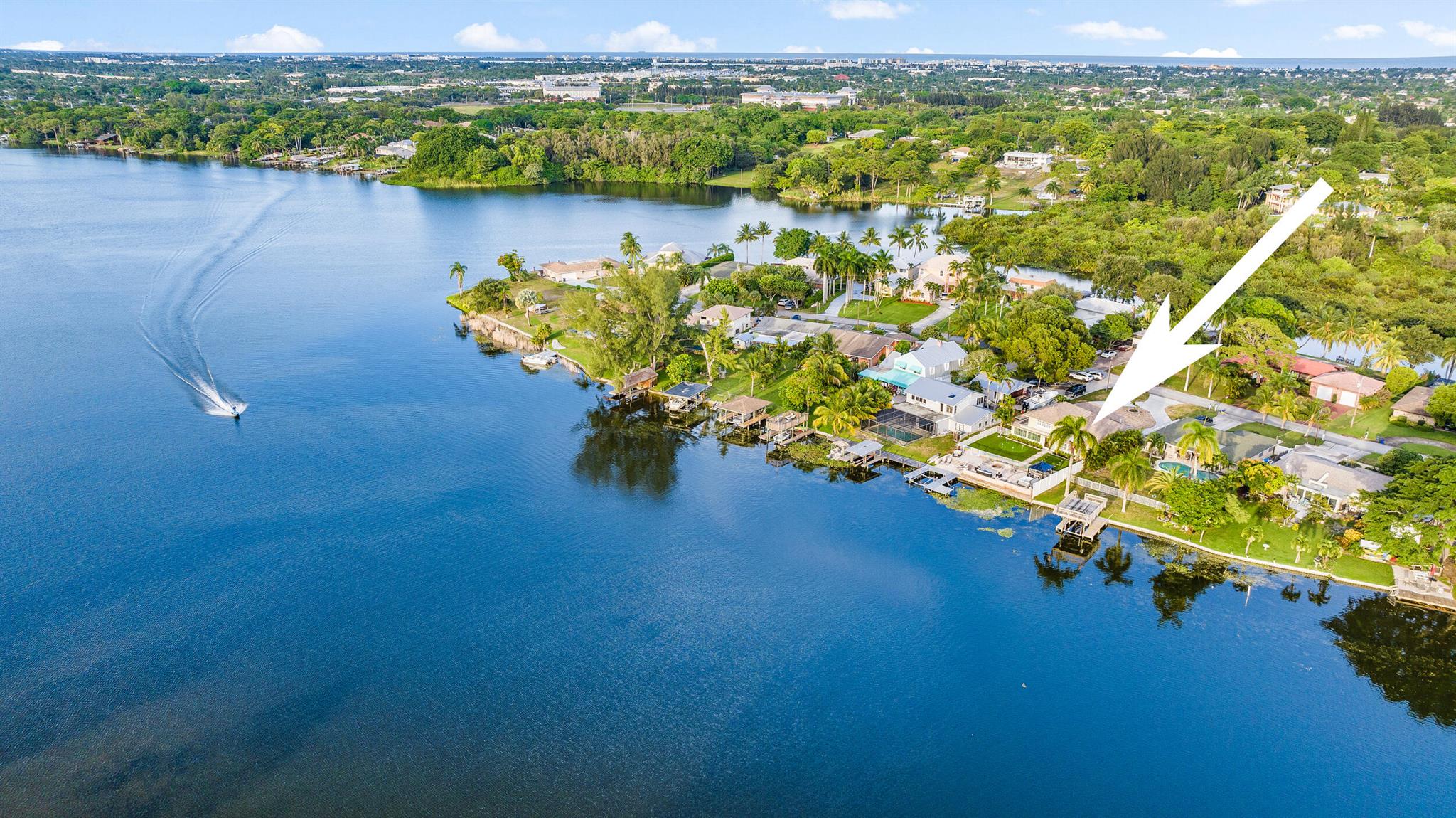 Homes for sale in Lantana, FL | 6613 Paul Mar Dr, Lantana, FL 33462 | MLS# R11071423