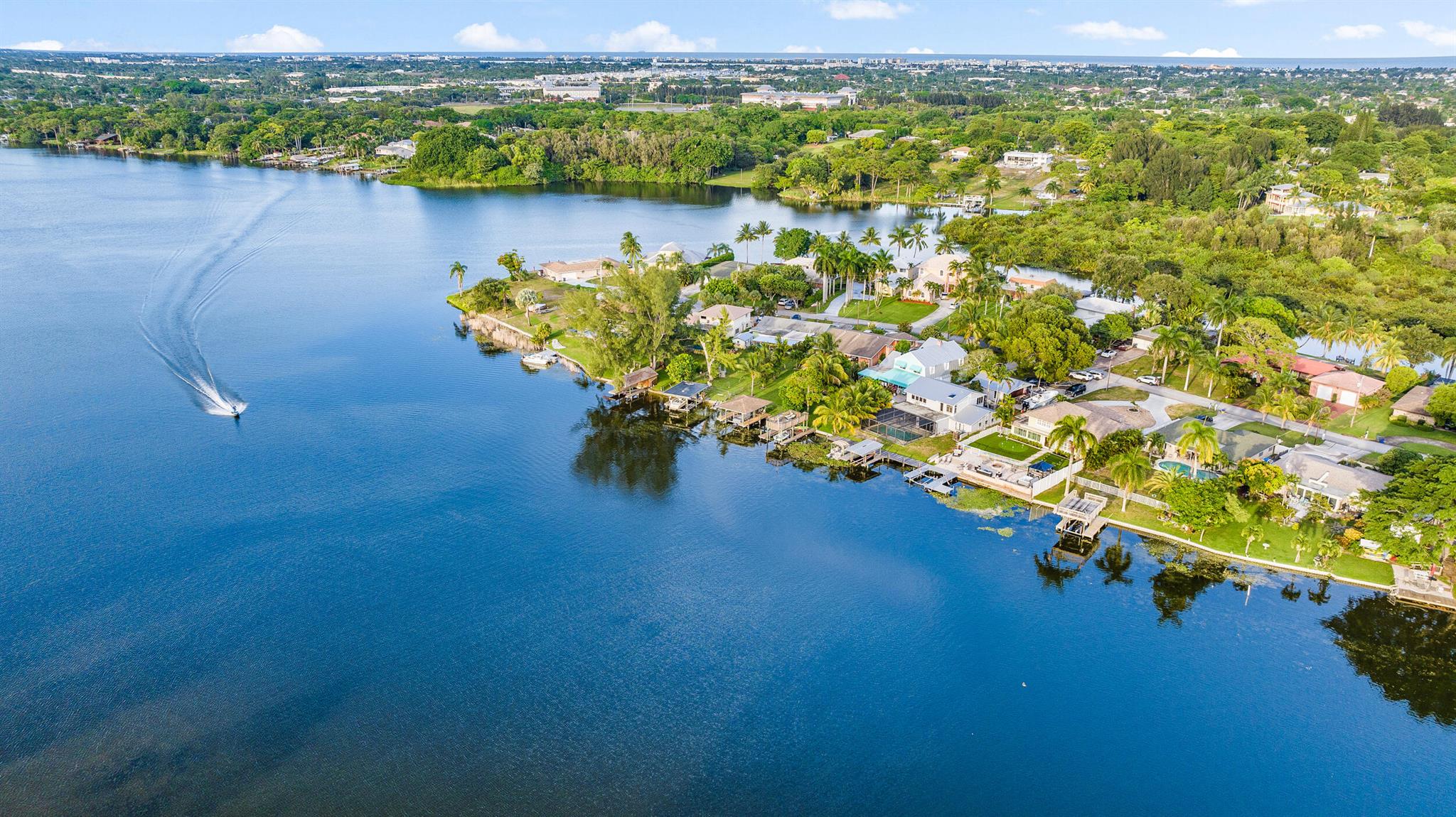 Homes for sale in Lantana, FL | 6613 Paul Mar Dr, Lantana, FL 33462 | MLS# R11071423