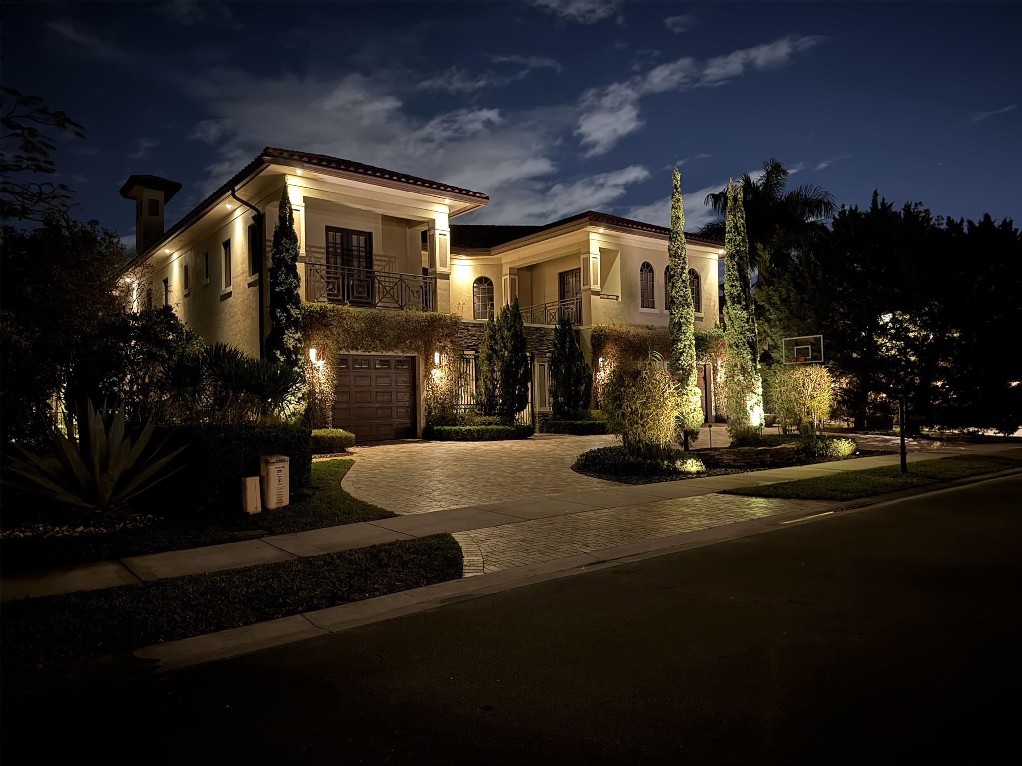 Homes for sale in Parkland, FL | 6620 Nw 122Nd Ave, Parkland, FL 33076 | MLS# F10491650