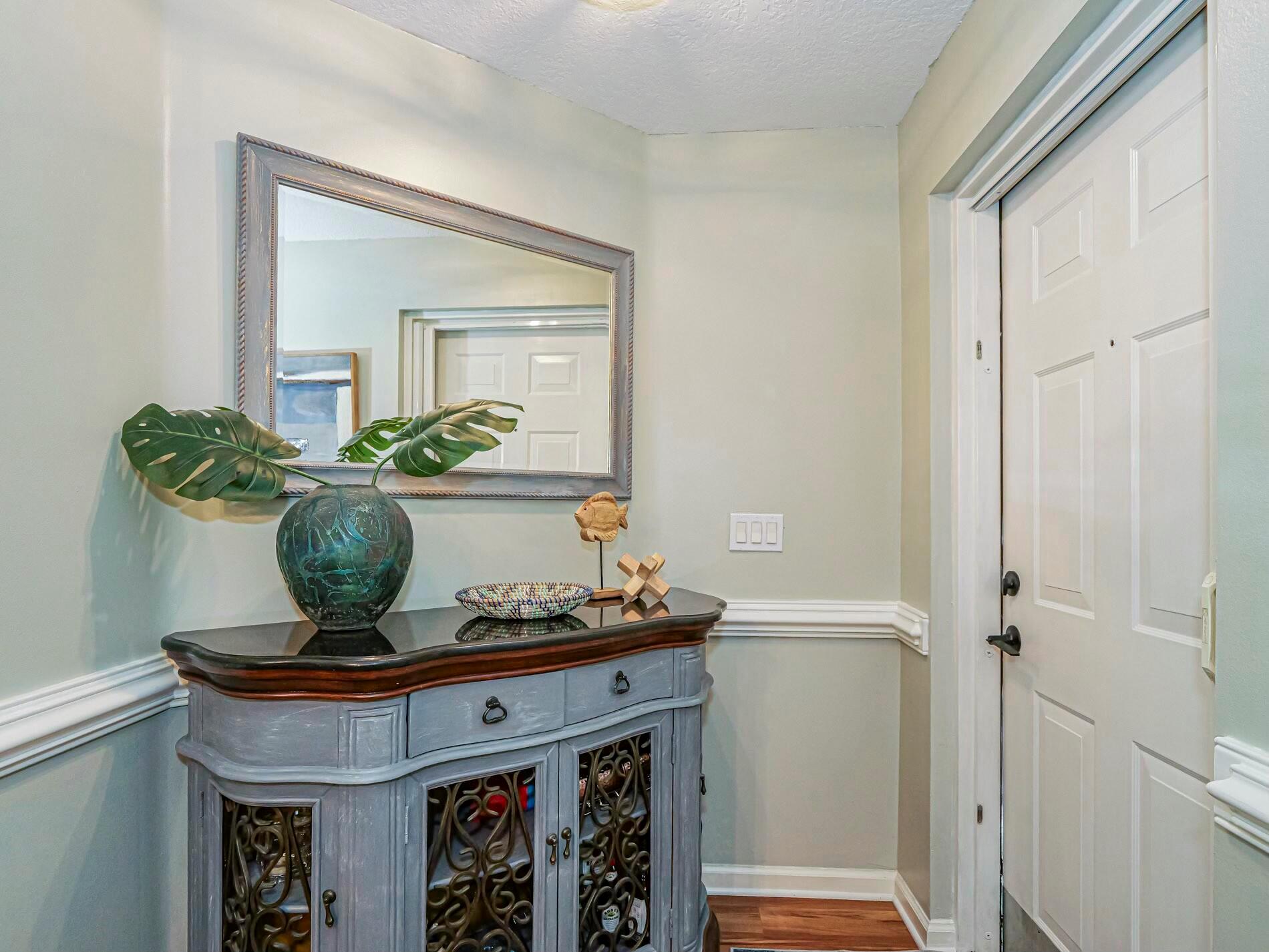 Homes for sale in Vero Beach, FL | 536 7Th Square #103, Vero Beach, FL 32962 | MLS# R11071515