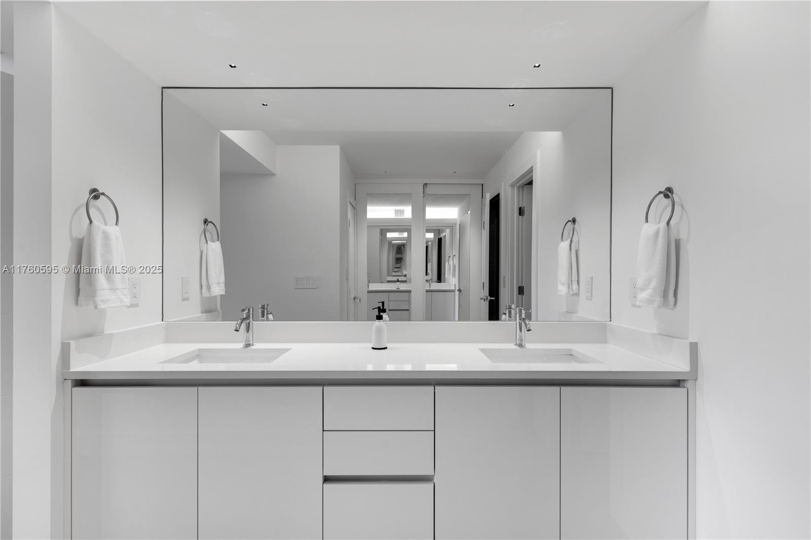 155 ocean Ln Dr #210, Key Biscayne FL 33149