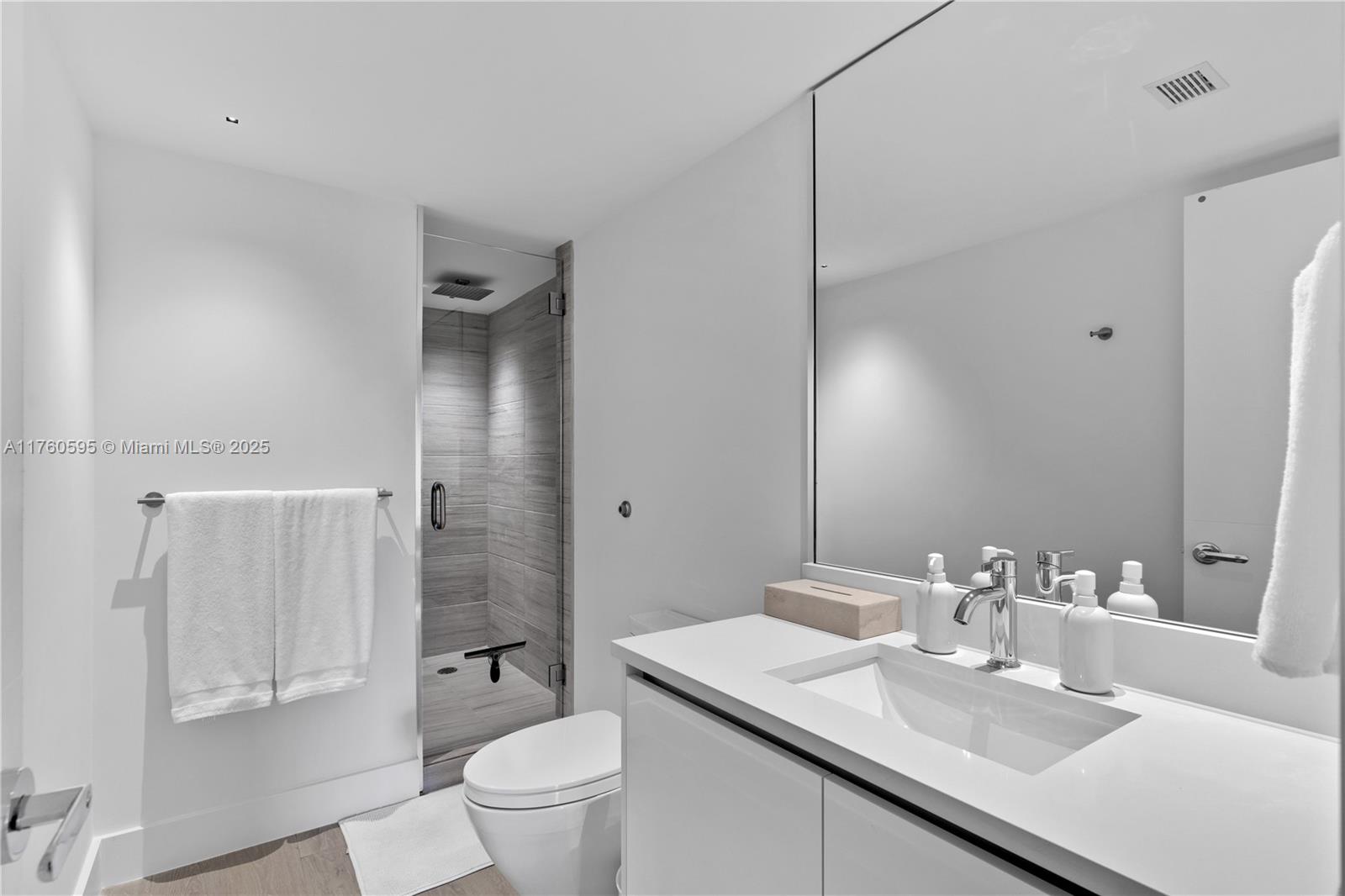 155 ocean Ln Dr #210, Key Biscayne FL 33149