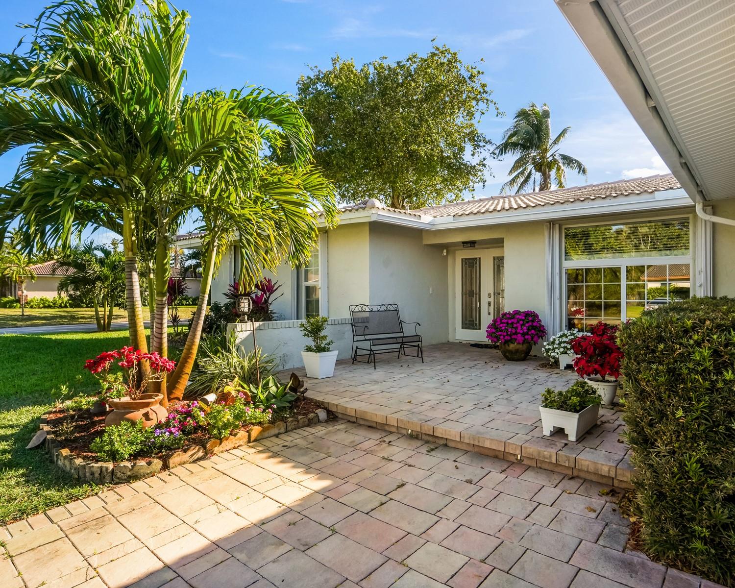 Homes for sale in Coral Springs, FL | 906 Nw 83rd Dr, Coral Springs, FL 33071 | MLS# F10492105