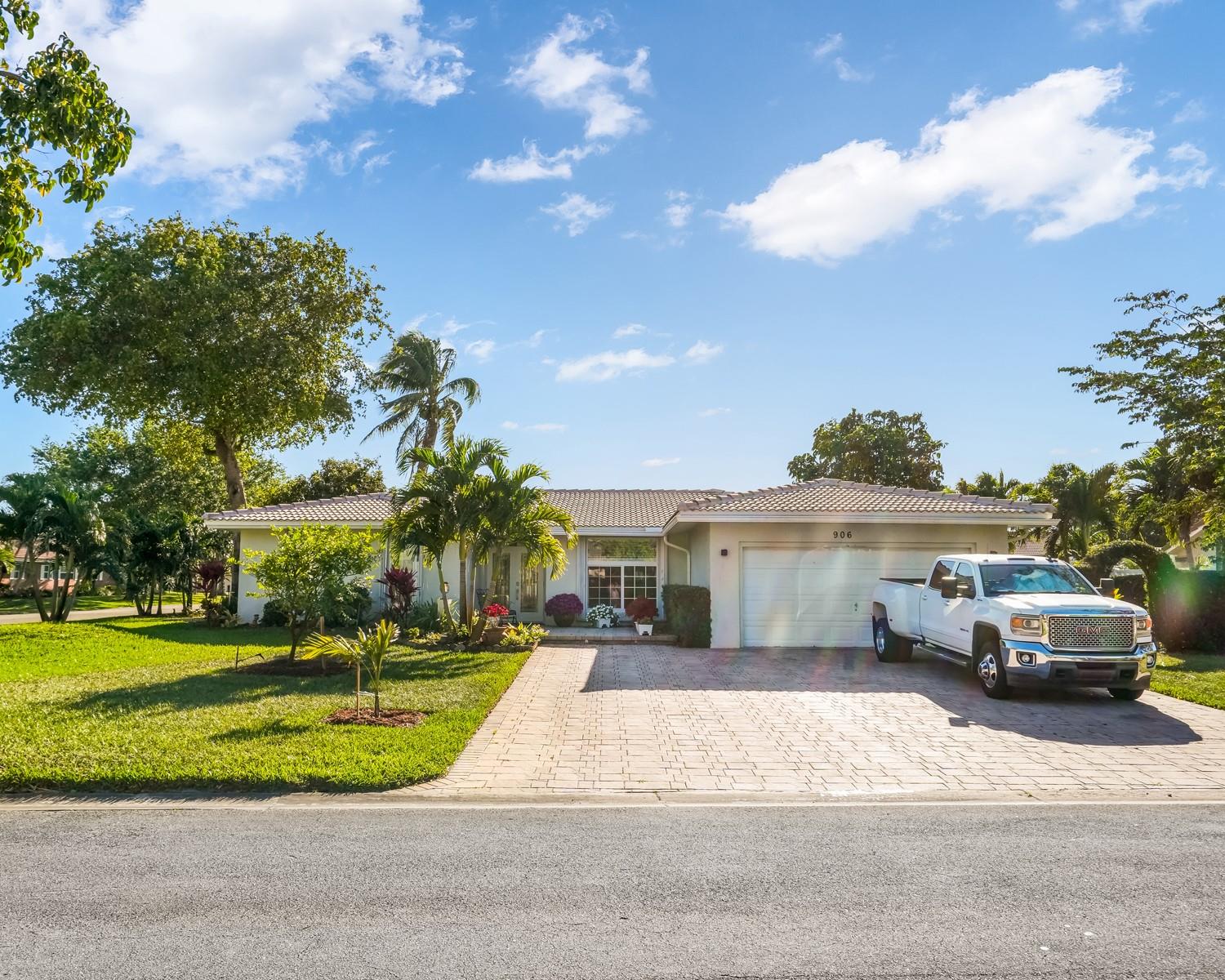 Homes for sale in Coral Springs, FL | 906 Nw 83rd Dr, Coral Springs, FL 33071 | MLS# F10492105