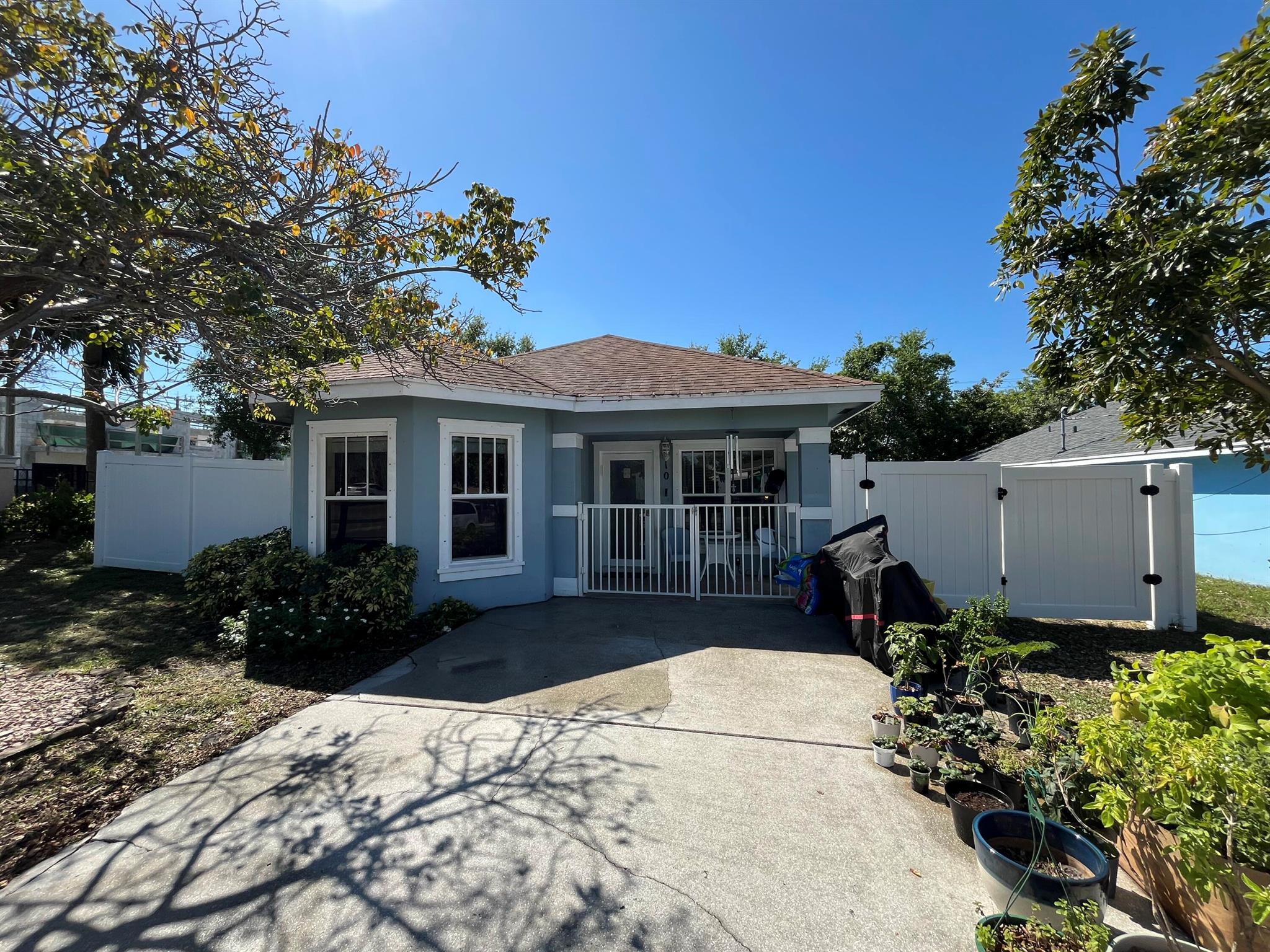 1006 22nd Street West Palm Beach FL 33407 | R11071675