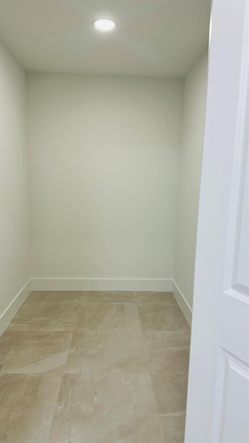 Homes for sale in Lehigh Acres, FL | 840 Clow Street E, Lehigh Acres, FL 33974 | MLS# R11071911