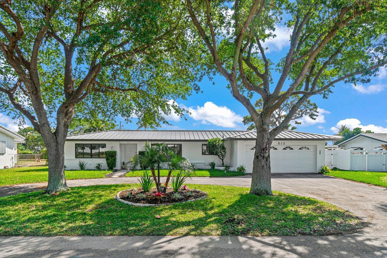 812 Chapel Hill Boulevard Boynton Beach FL 33435 | R11071982