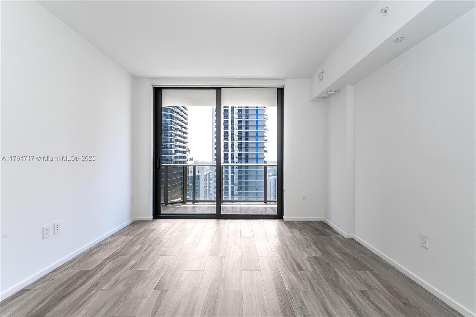 801 S Miami Ave #3110, Miami FL 33130
