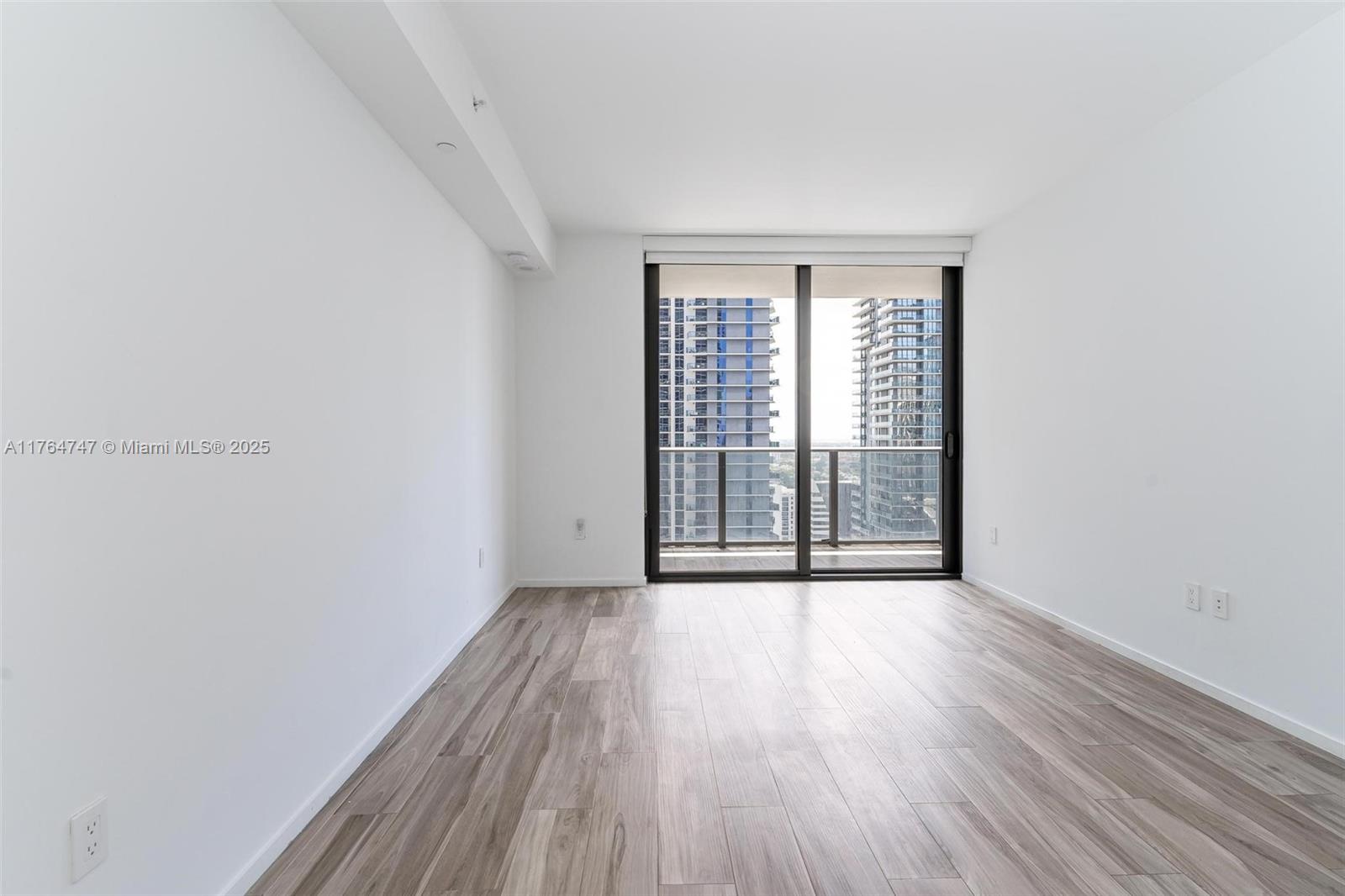 801 S Miami Ave #3110, Miami FL 33130