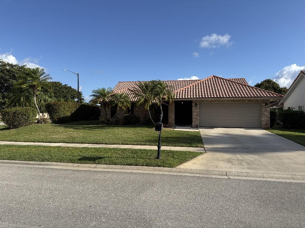 10081 Canoe Brook Cir Boca Raton FL 33498 | F10492685