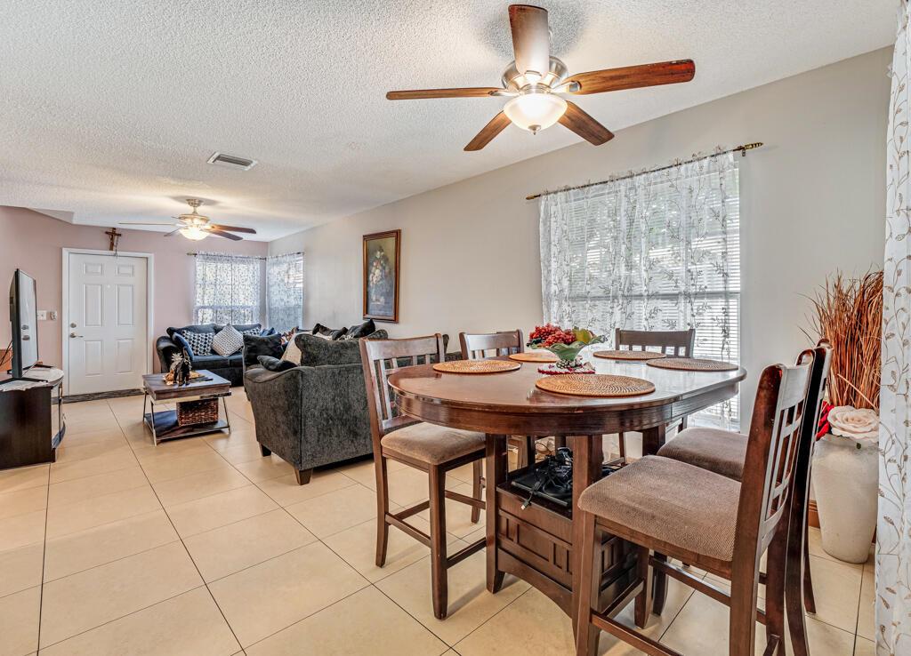 Homes for sale in Boynton Beach, FL | 10293 Boynton Pl Circle, Boynton Beach, FL 33437 | MLS# R11072321