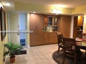 The Carriage Club North C