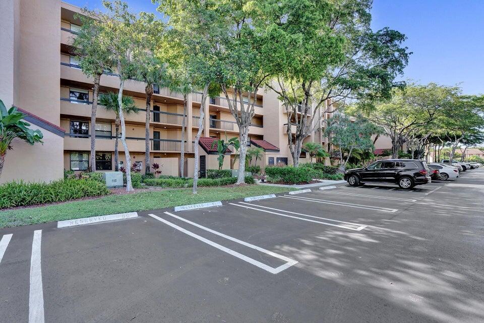 Lavers Delray Racquet Clu