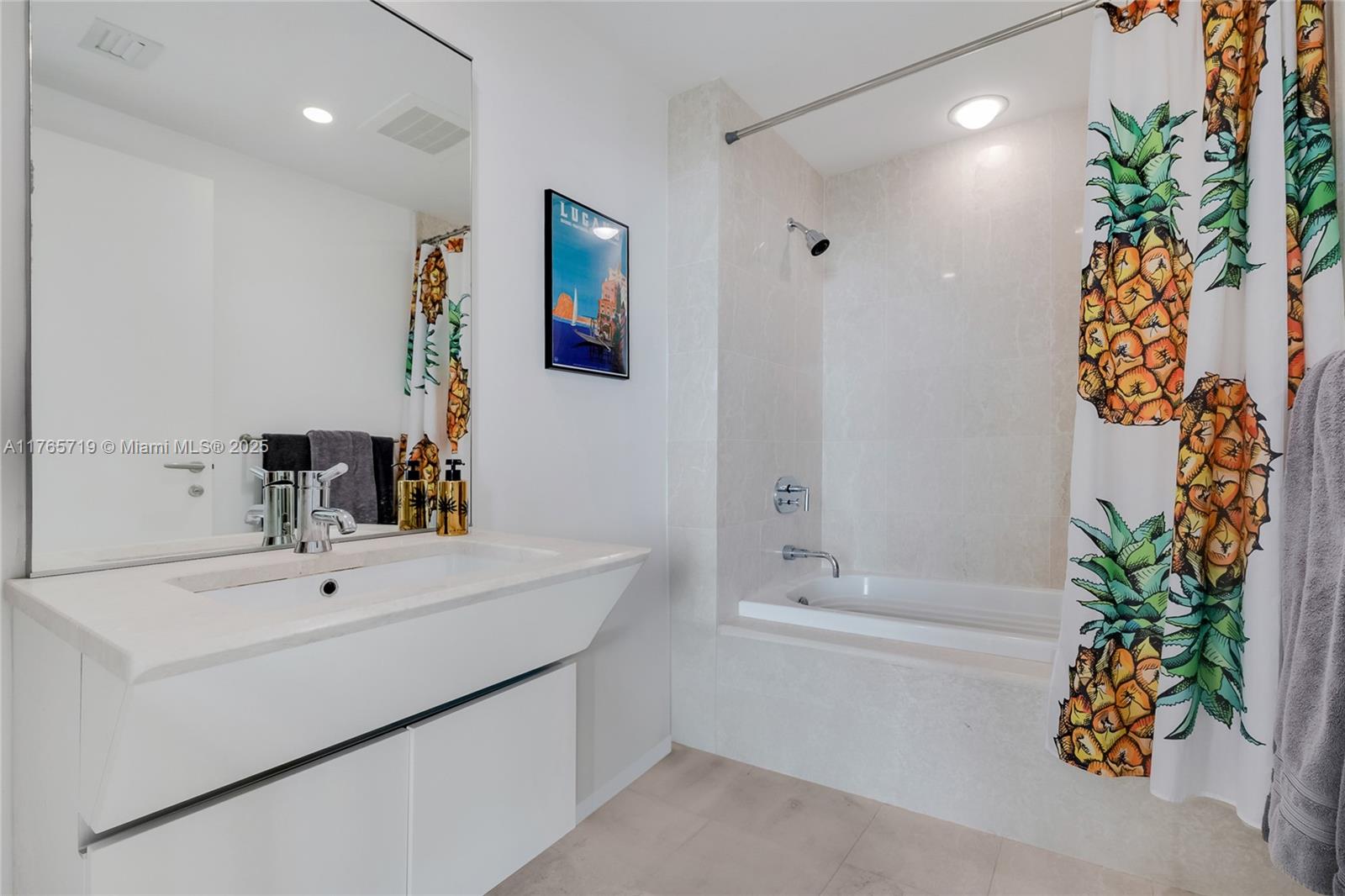 2627 S Bayshore Dr #605, Miami FL 33133