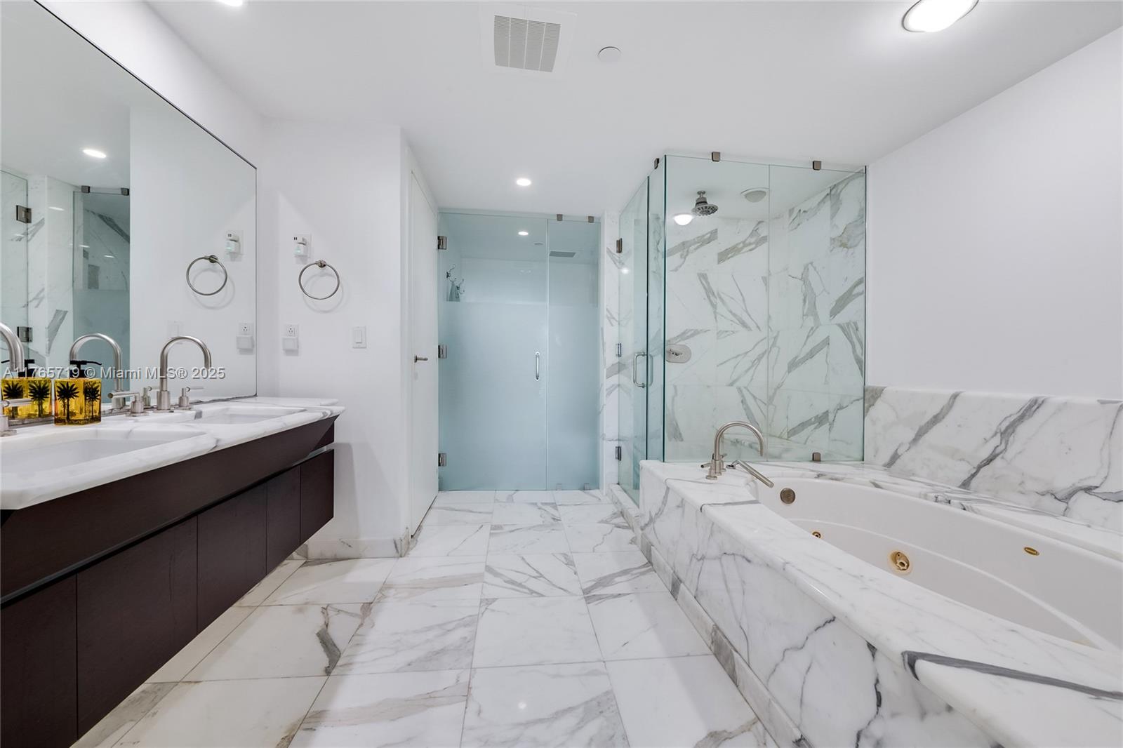 2627 S Bayshore Dr #605, Miami FL 33133
