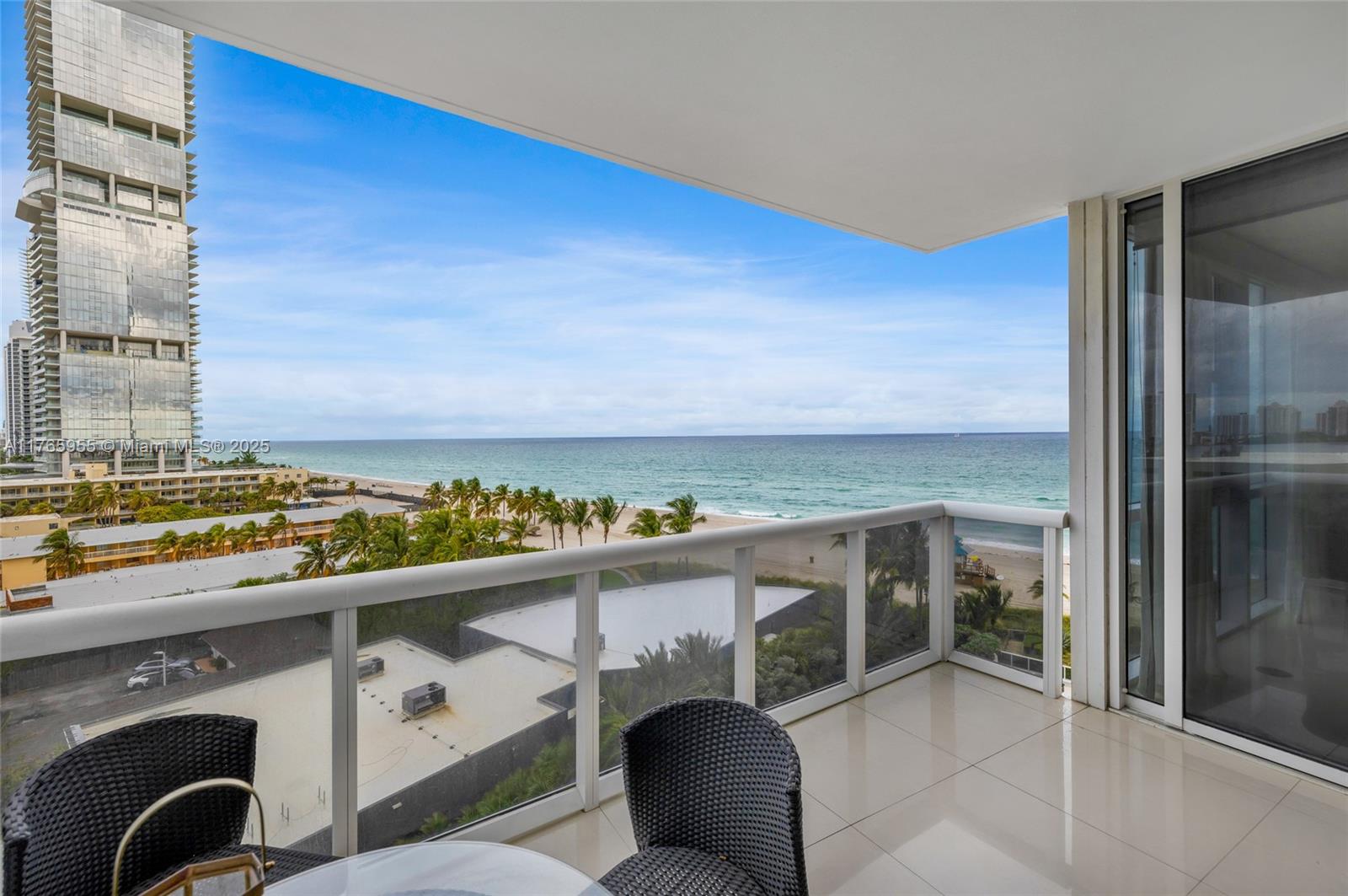 Apartamento para Alugar em Sunny Isles Beach, FL