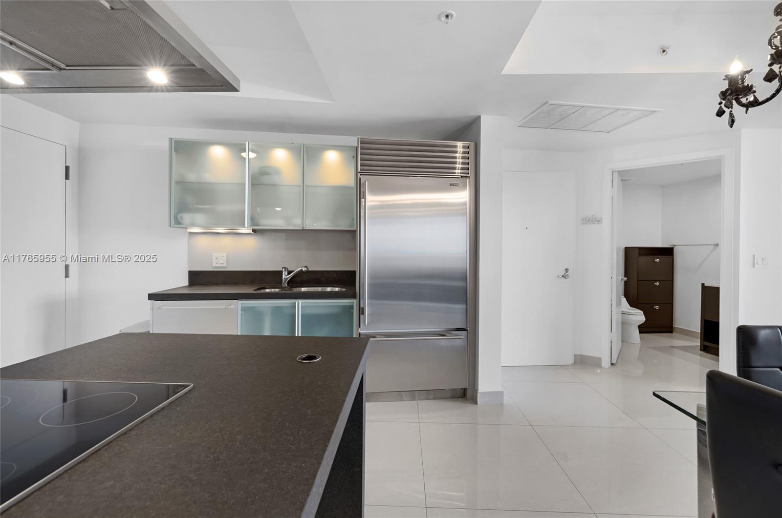 18201 Collins Ave #902, Sunny Isles Beach FL 33160