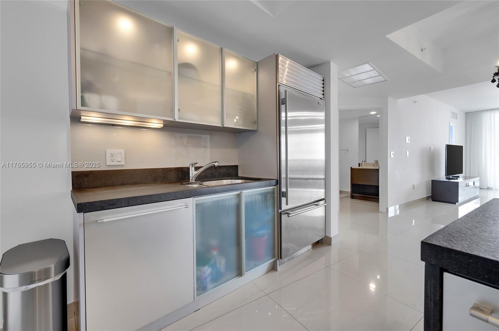 18201 Collins Ave #902, Sunny Isles Beach FL 33160